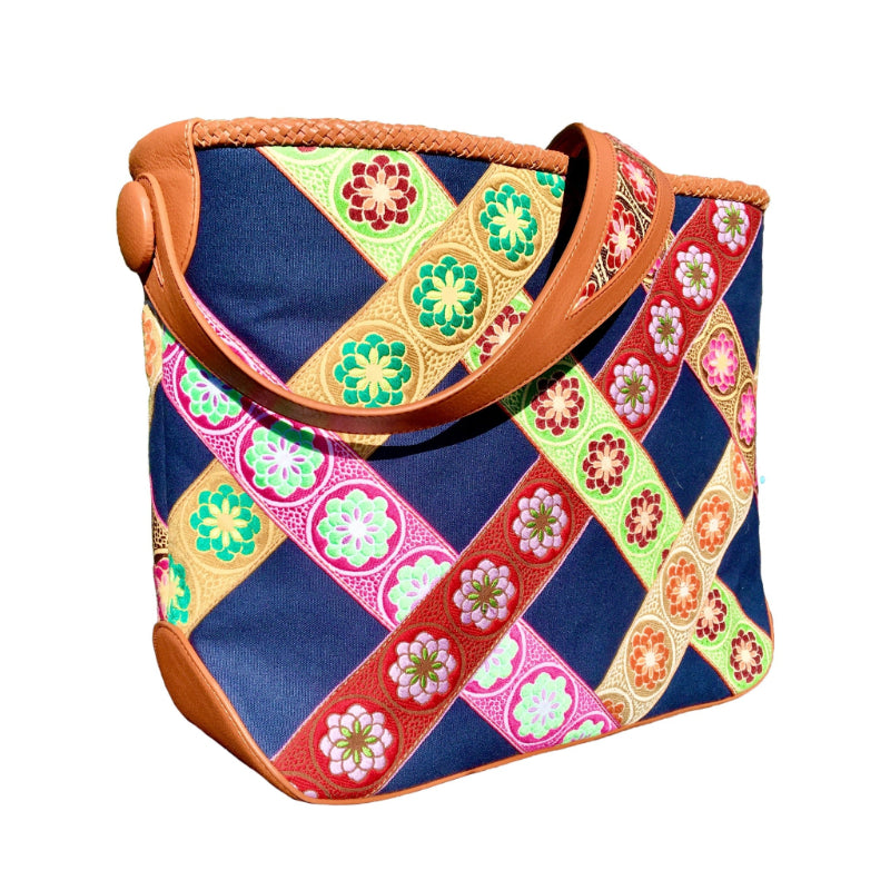 Small Navy Zinnia Departure Tote